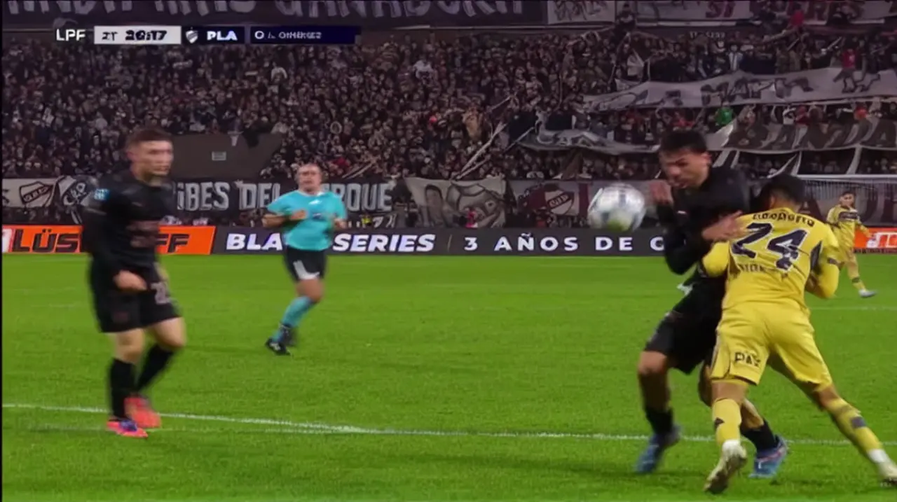 Platense sufrió la anulación de un golazo y Palermo explotó: “Mejor no hablar”