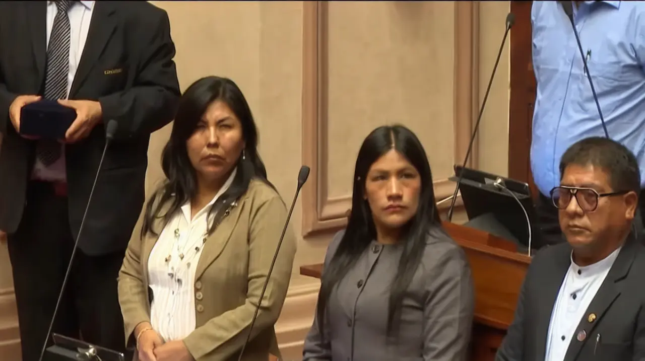 Confirman que taller textil vinculado a Catherine Palomino opera sin licencia en Huancavelica