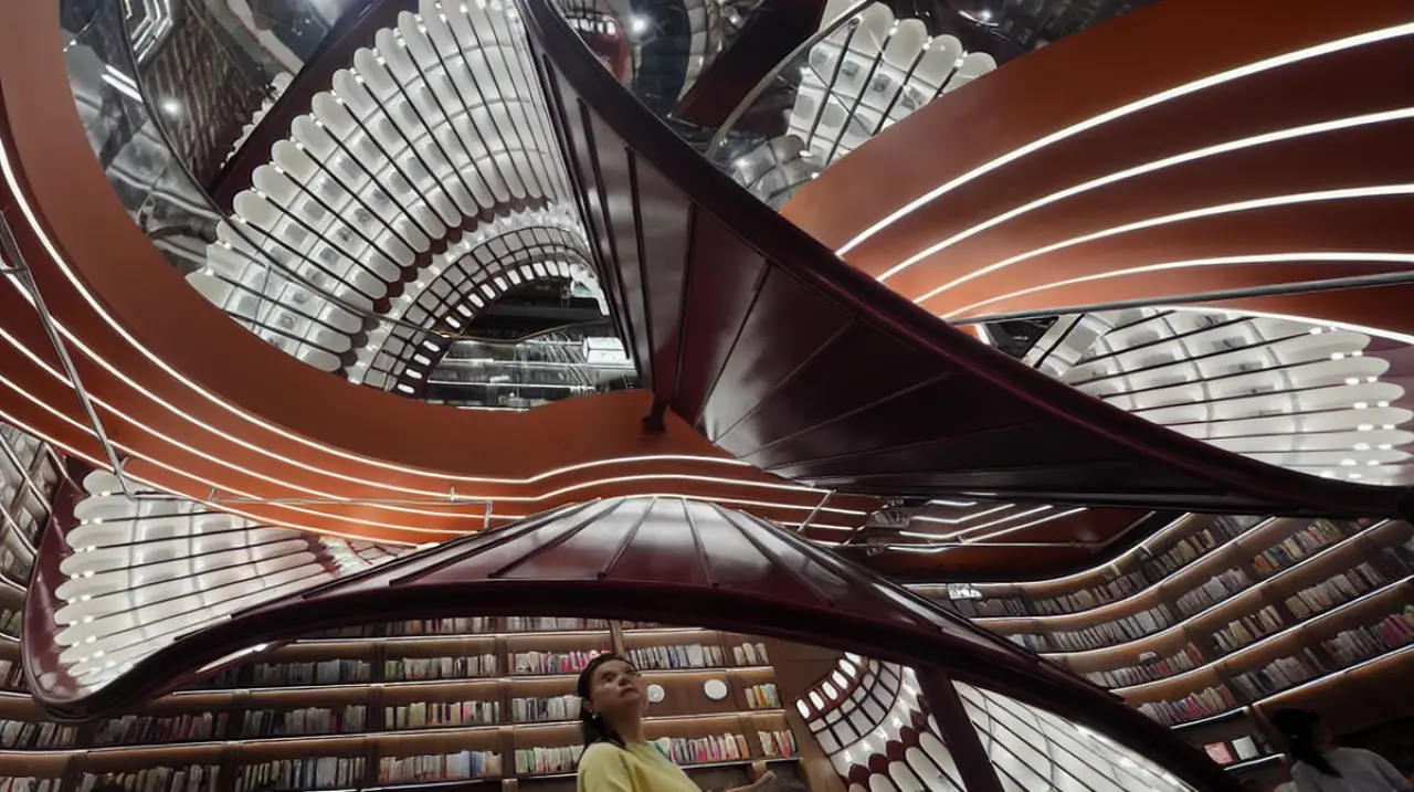 Escher, entre la fama popular y las geometrías imposibles