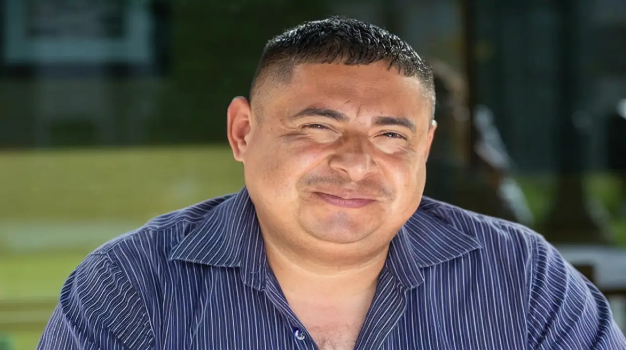 Un salvadoreño que construyó más de 150 casas en Boston teme perderlo todo si vence el TPS