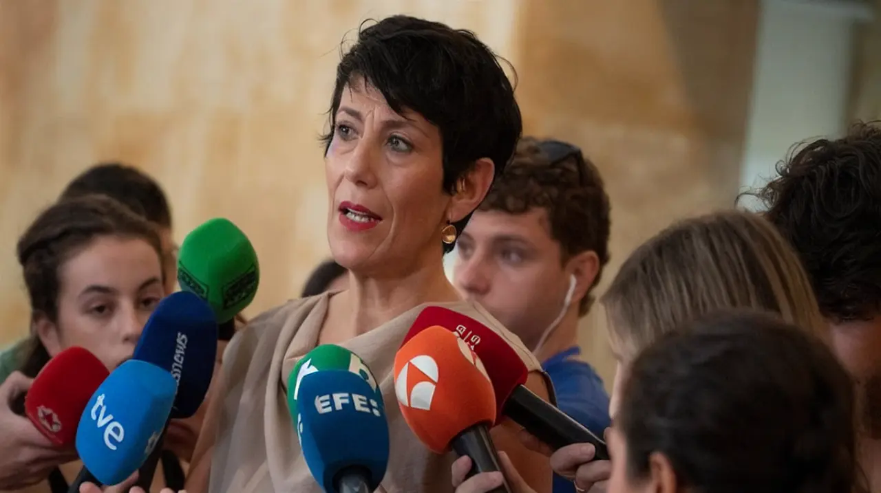 El Gobierno activará cuatro dispositivos temporales en Ceuta para atender a 1.500 migrantes