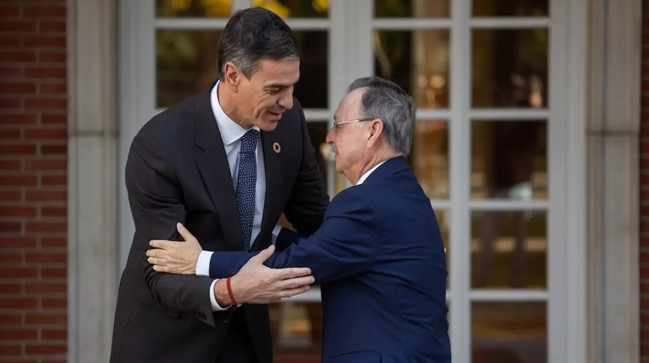 Vivas exige acelerar los retornos en Ceuta y acusa al Gobierno de abandonar la ciudad