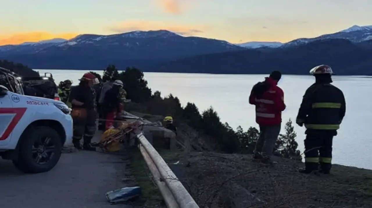 Dos siniestros en la ruta 40 dejan un muerto y un conductor grave en la cordillera neuquina