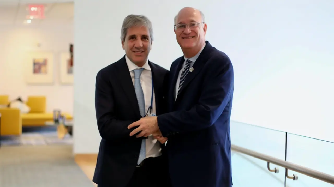 Autorizan un crédito del BID por hasta USD 700 millones para digitalizar la salud provincial