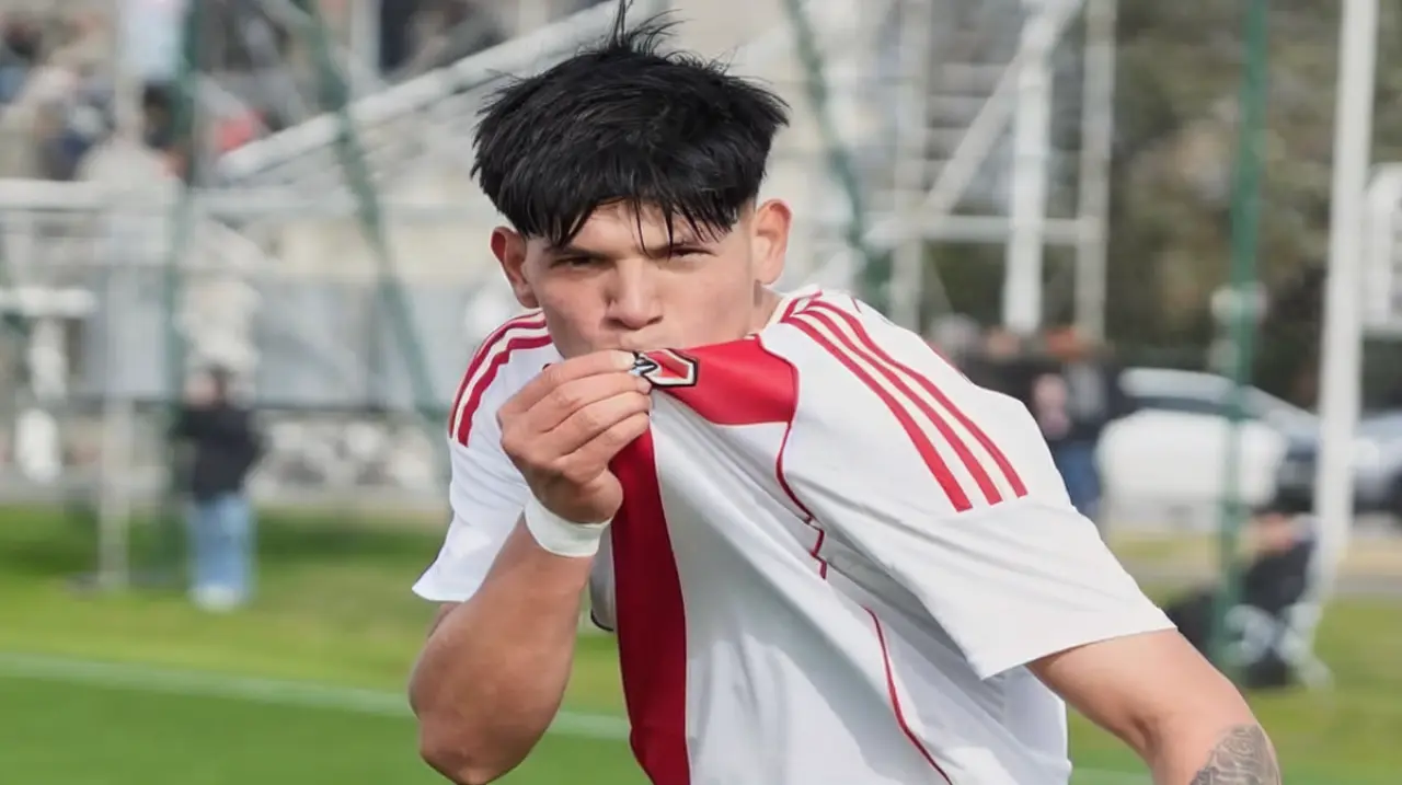 Yutiel Susano, el juvenil de River que puede tener su estreno en Bogotá