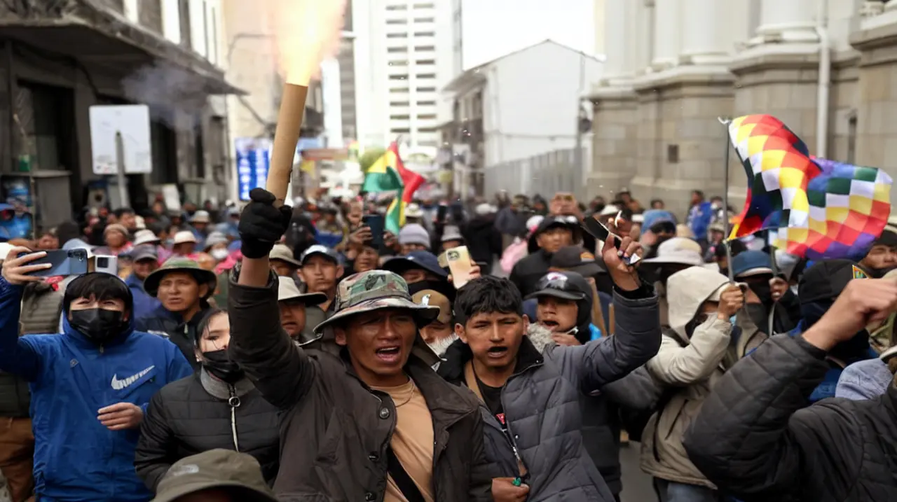 Cerimedo y la censura a Espinoza agravan la crisis de Rodrigo Paz en Bolivia
