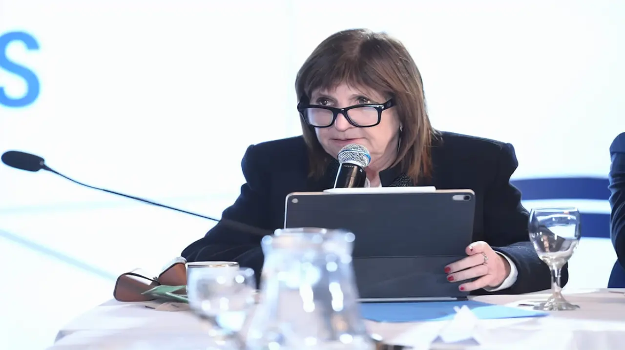 El oficialismo dará marcha atrás con las sociedades totalmente automatizadas y sumará un responsable humano o jurídico
