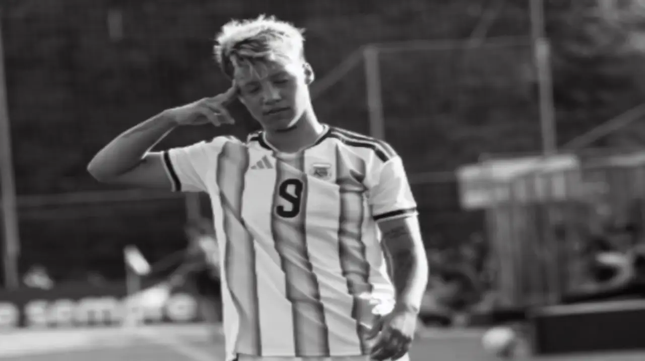 Kishi Núñez se aparta del fútbol por tiempo indeterminado para cuidar su salud mental
