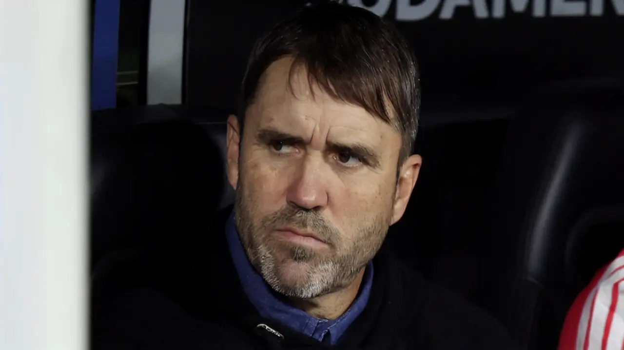 Coudet destacó el empate en Bogotá y adelantó el regreso de varios titulares para la revancha
