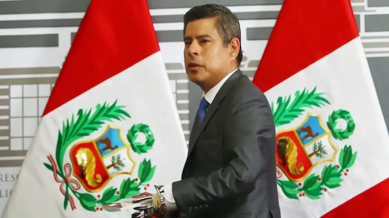 Luis Galarreta expone ante Diputados la hoja de ruta del Gobierno en su primera presentación bicameral