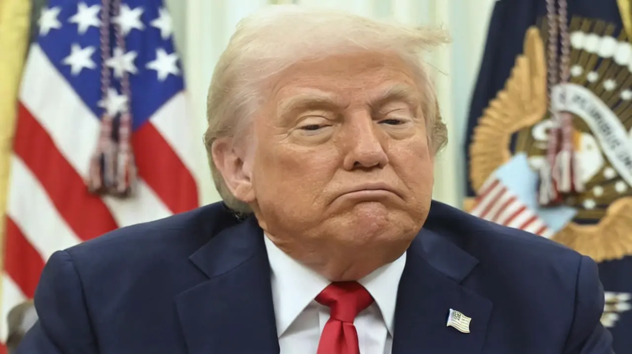 Roberts habilita de forma temporal la obra del nuevo salón de Trump en la Casa Blanca