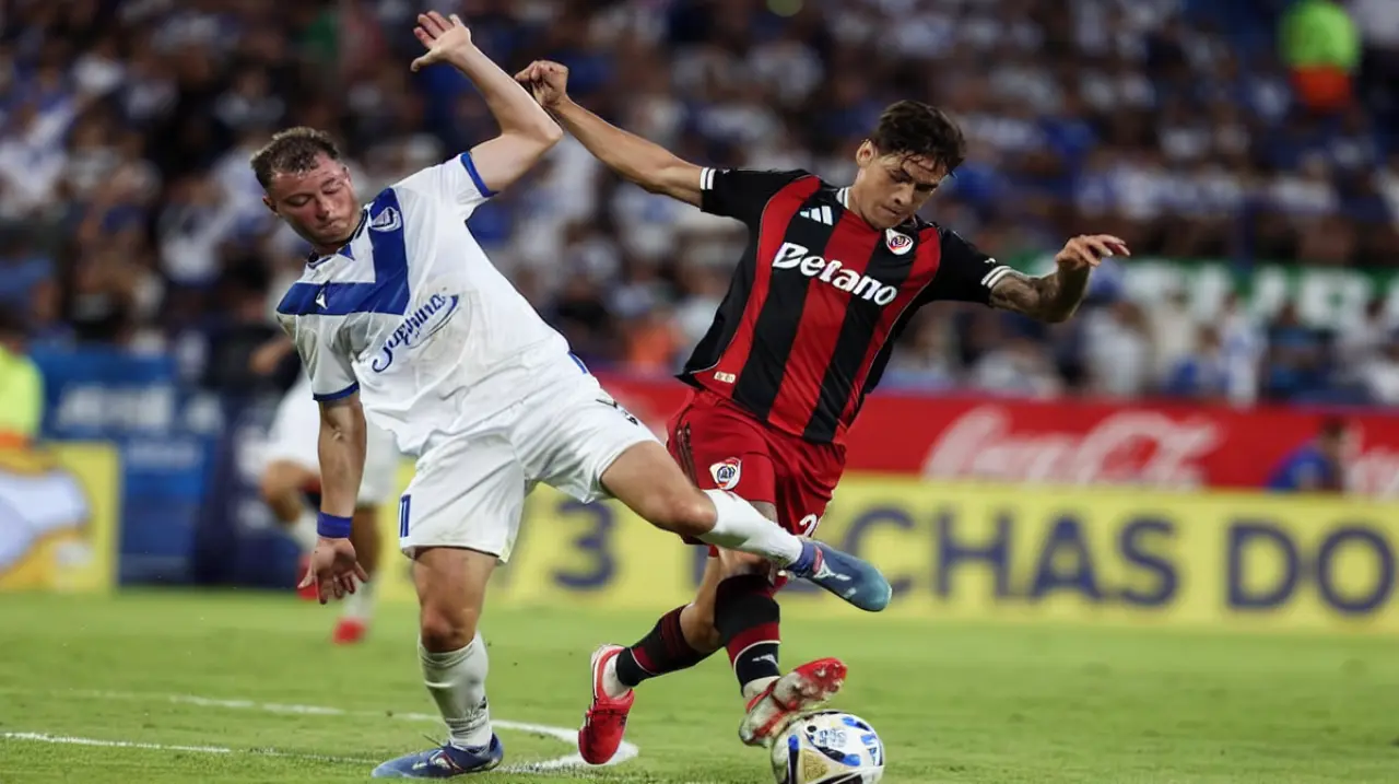 River y Vélez se cruzan en el Monumental con realidades opuestas