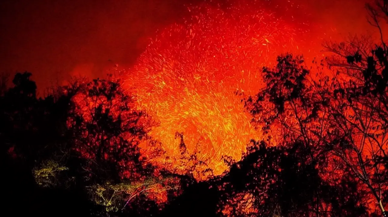Tolima concentra la emergencia por incendios forestales y activa refuerzos en varios frentes