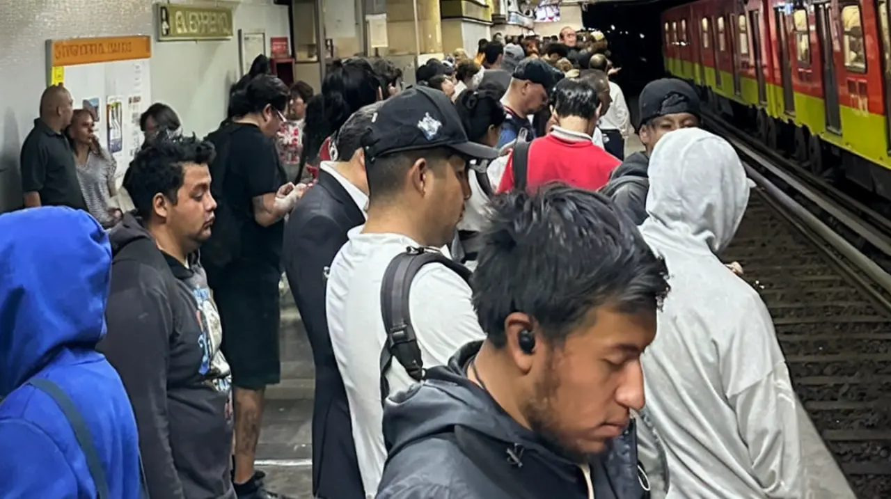 Metro CDMX y Metrobús: reportan retrasos, humo en Línea 1 y afectaciones por lluvia este 21 de agosto