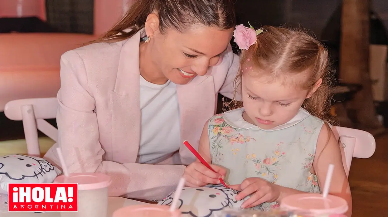 Anita tuvo una segunda fiesta de cumpleaños con temática de Hello Kitty en la Costanera