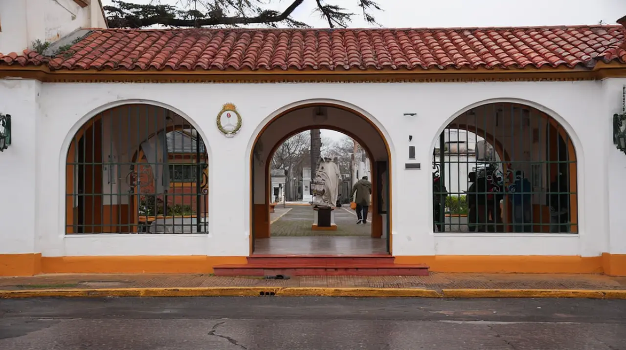 El Cementerio de Olivos cumple 120 años y el municipio prepara un plan integral de renovación
