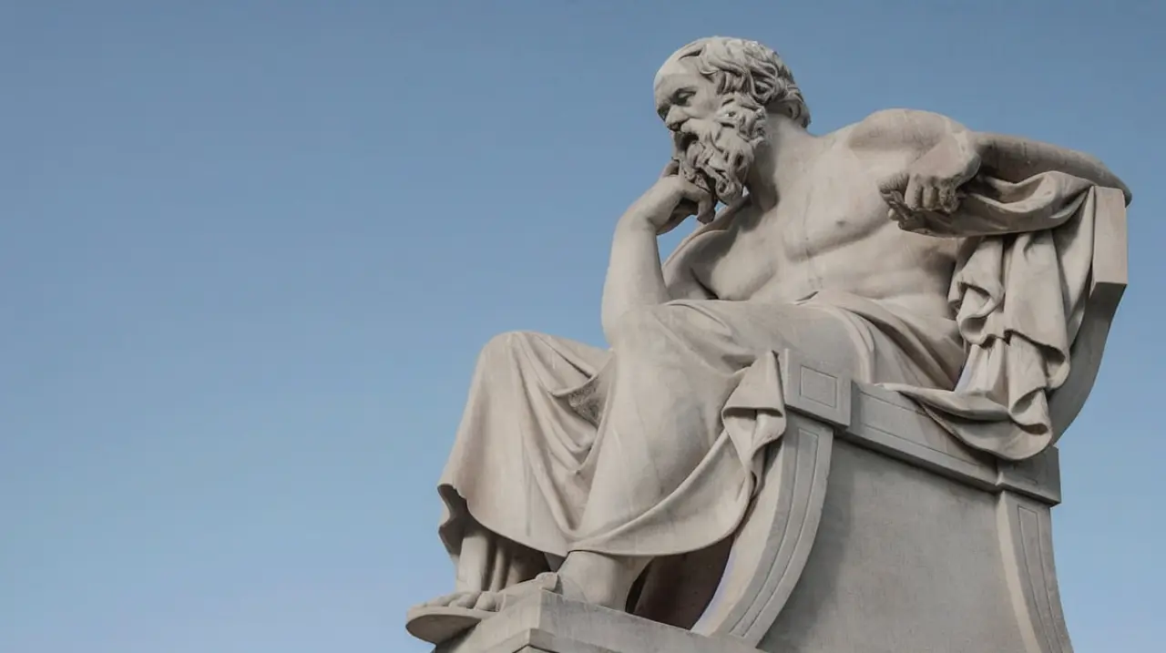 Sócrates y una advertencia vigente sobre la amistad: “El amigo debe ser como el dinero, es necesario saber su valor”
