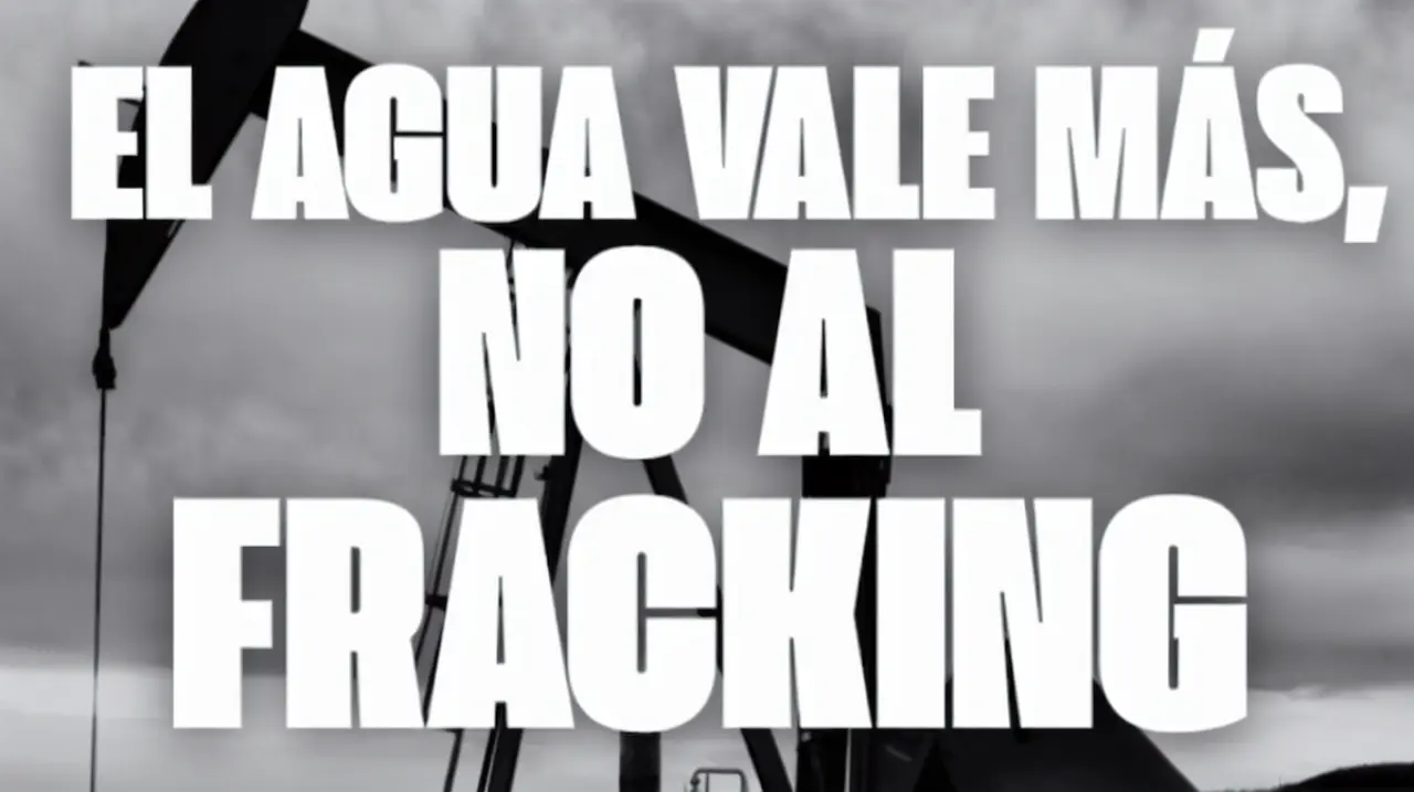 Activistas reúnen firmas para frenar el fracking en México