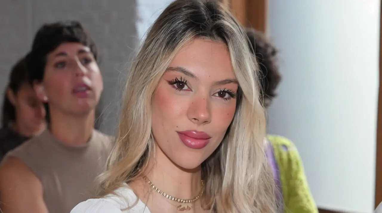 Alejandra Rubio responde con ironía a las críticas sobre su embarazo