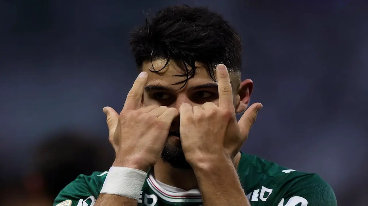 José Manuel López se afianza en Palmeiras con un doblete y suma un nuevo contrato