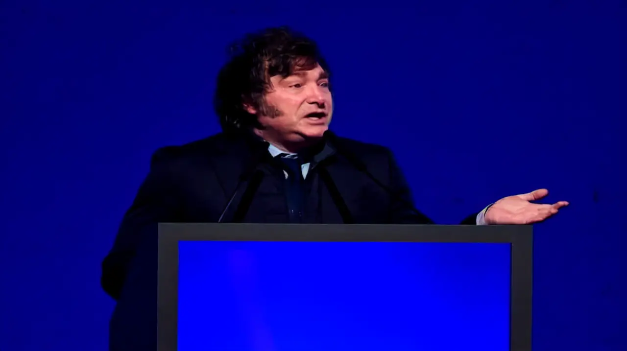 Milei reúne a su gabinete y prepara la ofensiva legislativa por dos proyectos económicos