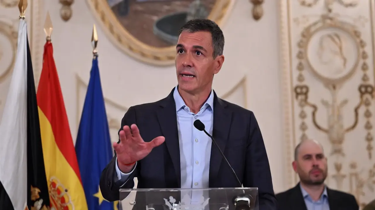 El Gobierno activa un mando único en Ceuta para coordinar la crisis migratoria