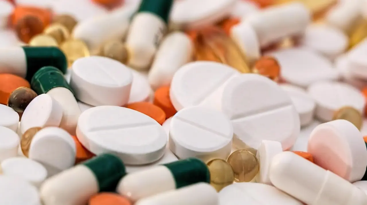 Cuestionan manejo de medicamentos en el hospital Sergio Bernales