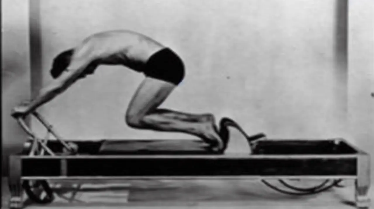 Pilates y cadenas miofasciales: cómo trabaja el cuerpo de manera integral