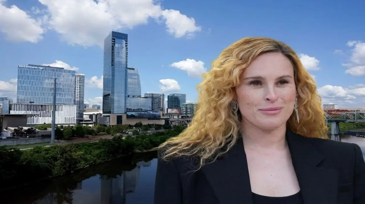 Rumer Willis se muda a Nashville junto a su hija y comienza una nueva etapa