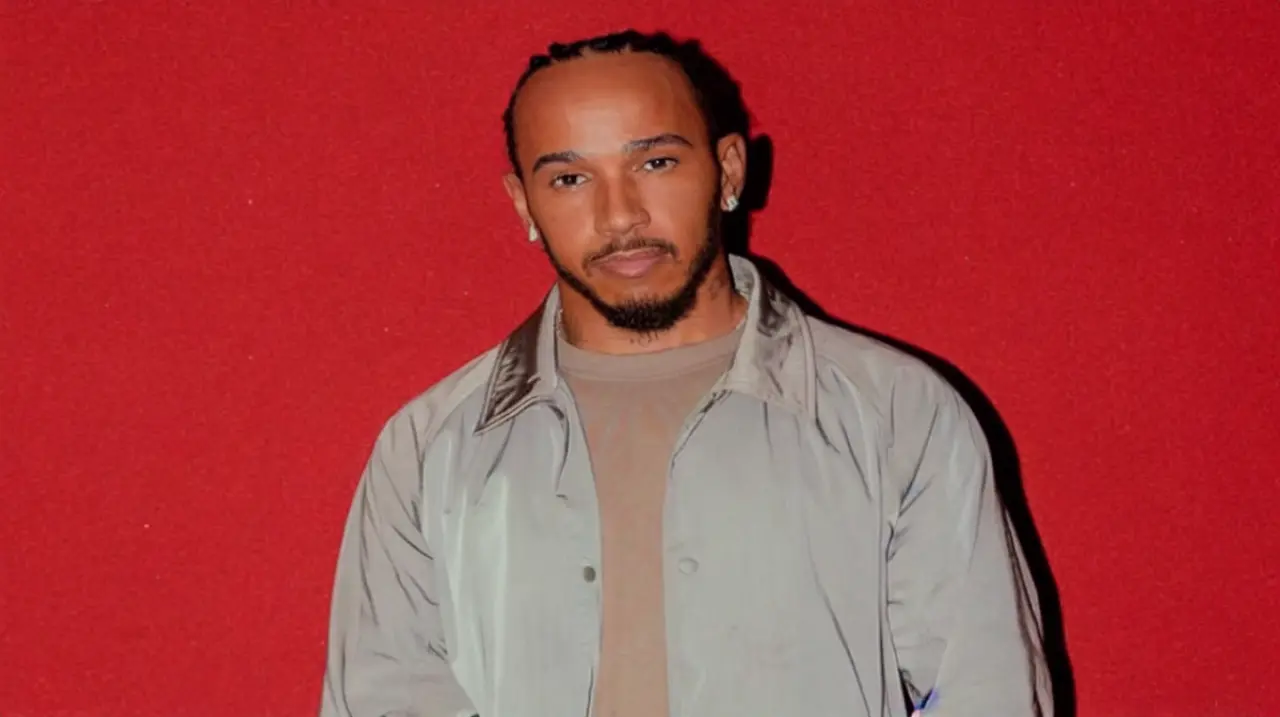 Lewis Hamilton recuperó un Ferrari F40 de 1991 que estuvo más de tres décadas guardado