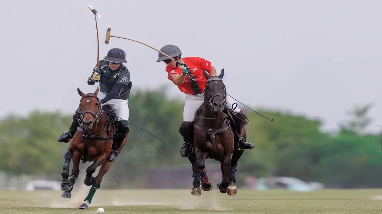 La Hache avanzó con autoridad y Las Monjitas ganó sin Stirling