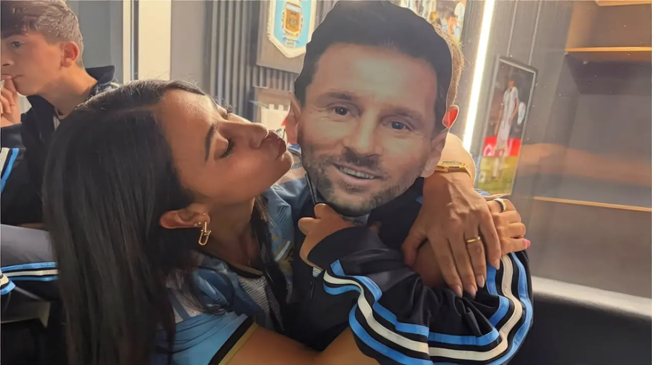 Antonela Roccuzzo reunió recuerdos familiares de octubre junto a Messi