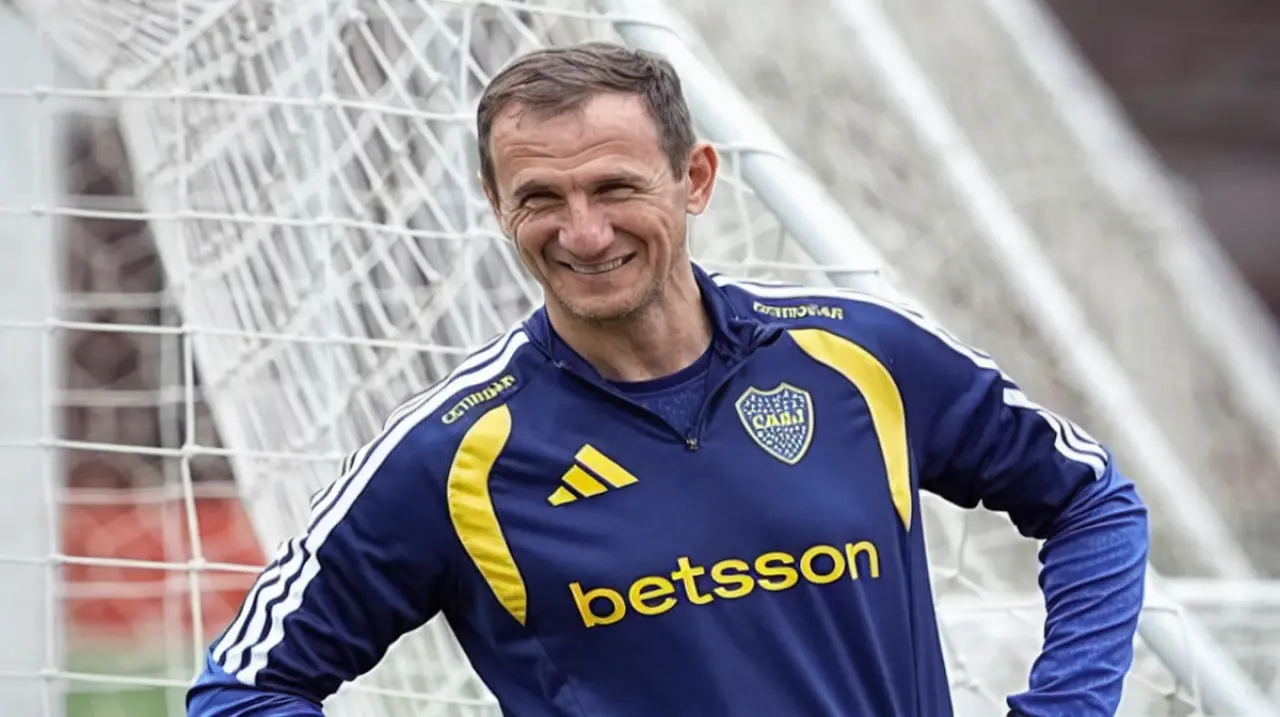 Boca prepara la revancha con una duda central: cómo utilizar a Paredes sin agravar su lesión