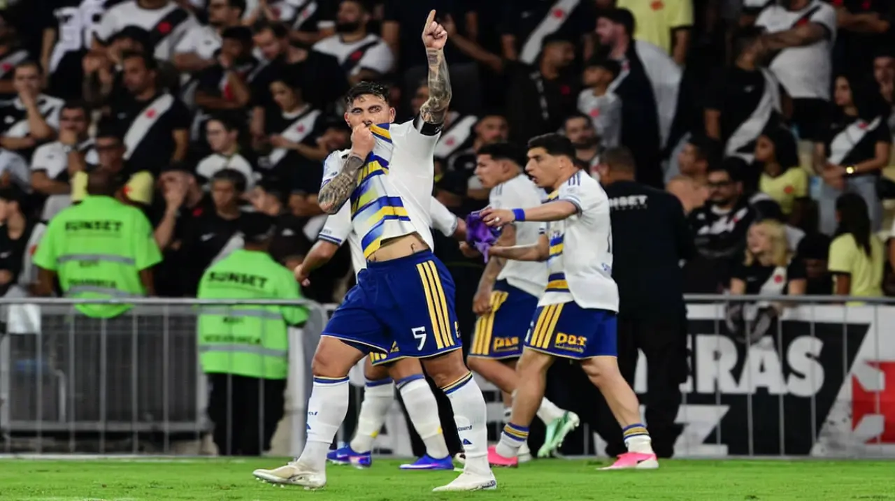 Paredes volvió desde la lesión, marcó en el Maracaná y llevó a Boca a la final