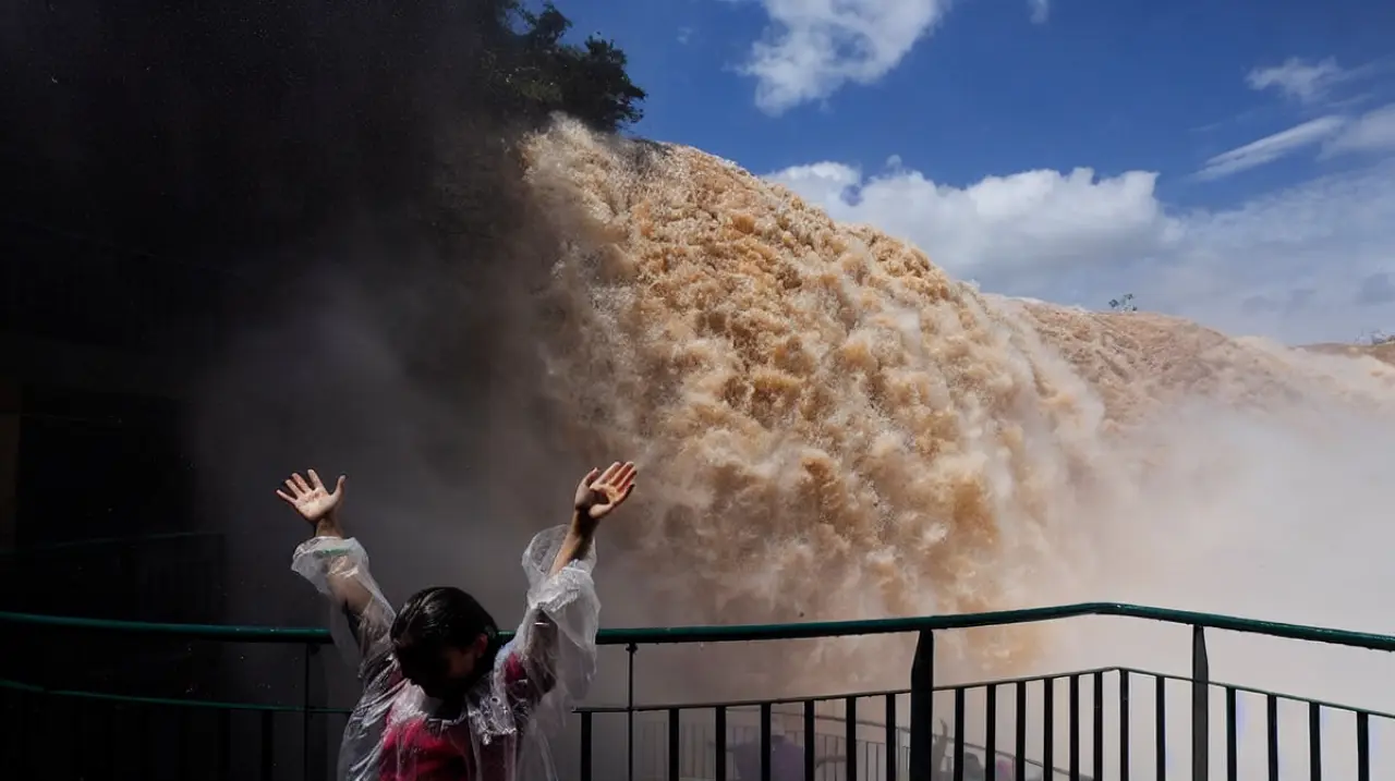 El “Súper Niño” lleva al río Iguazú a un caudal diez veces superior al promedio