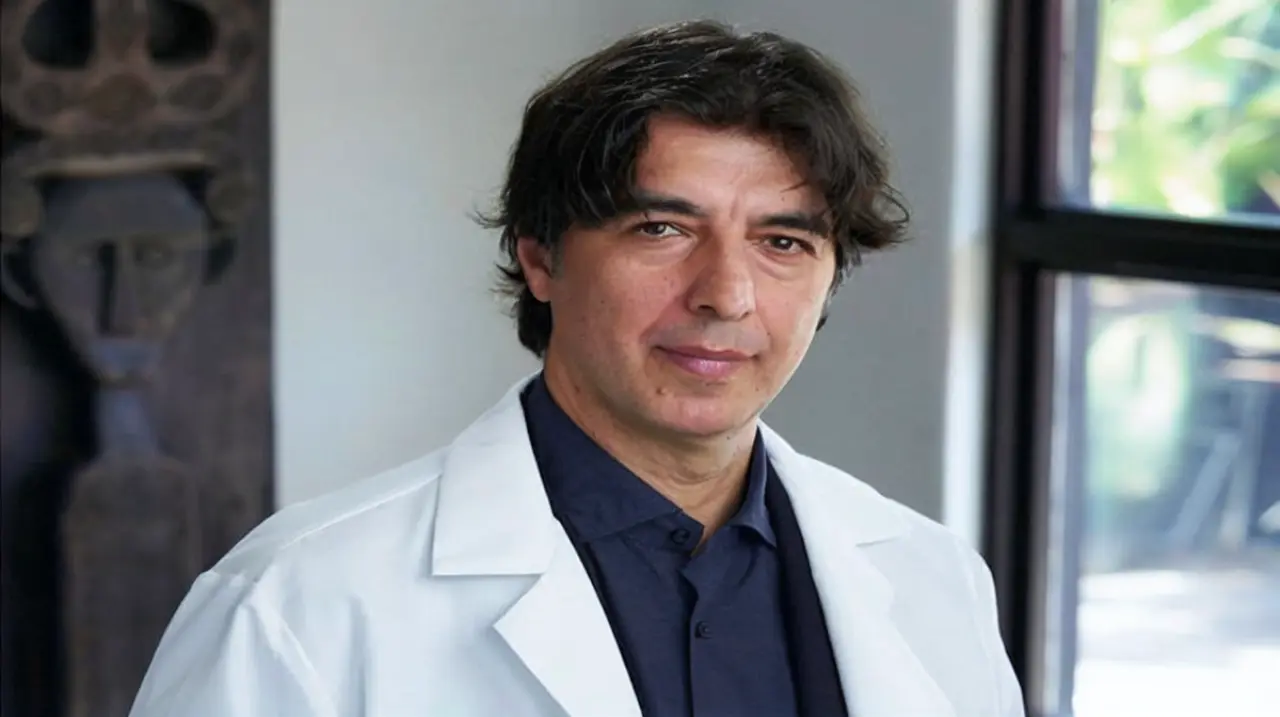 El esquema de horarios que Valter Longo sigue para organizar sus comidas y el descanso