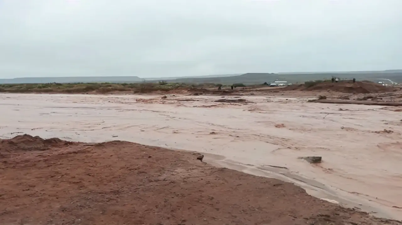 Temporal en Neuquén: cañadones reactivados aislaron a Rincón de los Sauces y complicaron la atención sanitaria