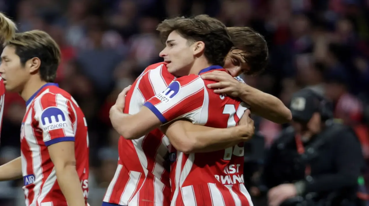 Julián Álvarez marcó el triunfo del Atlético y avanzó hacia la reconciliación con los hinchas