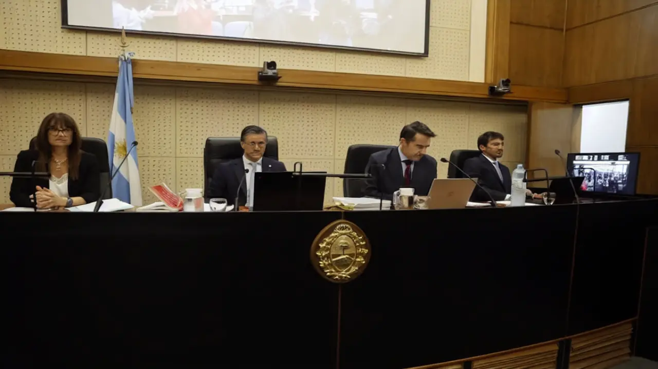 Los antecedentes de los jueces que deberán resolver el caso Hotesur-Los Sauces
