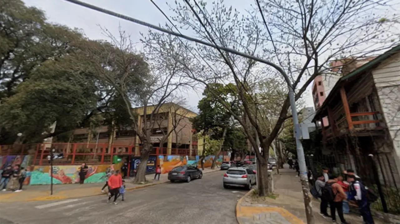 Murió un bebé de 12 días tras ser golpeado por una palta en Quilmes