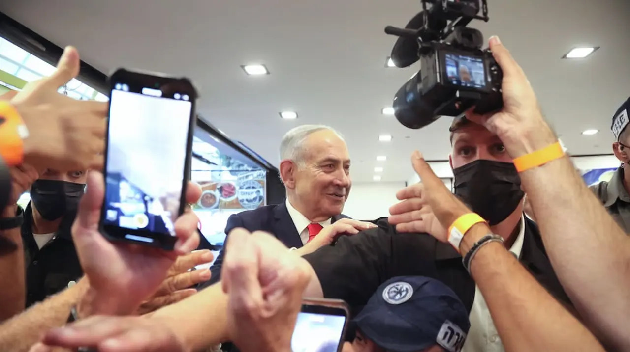 Elecciones en Israel: Netanyahu busca un séptimo mandato en unos comicios decisivos