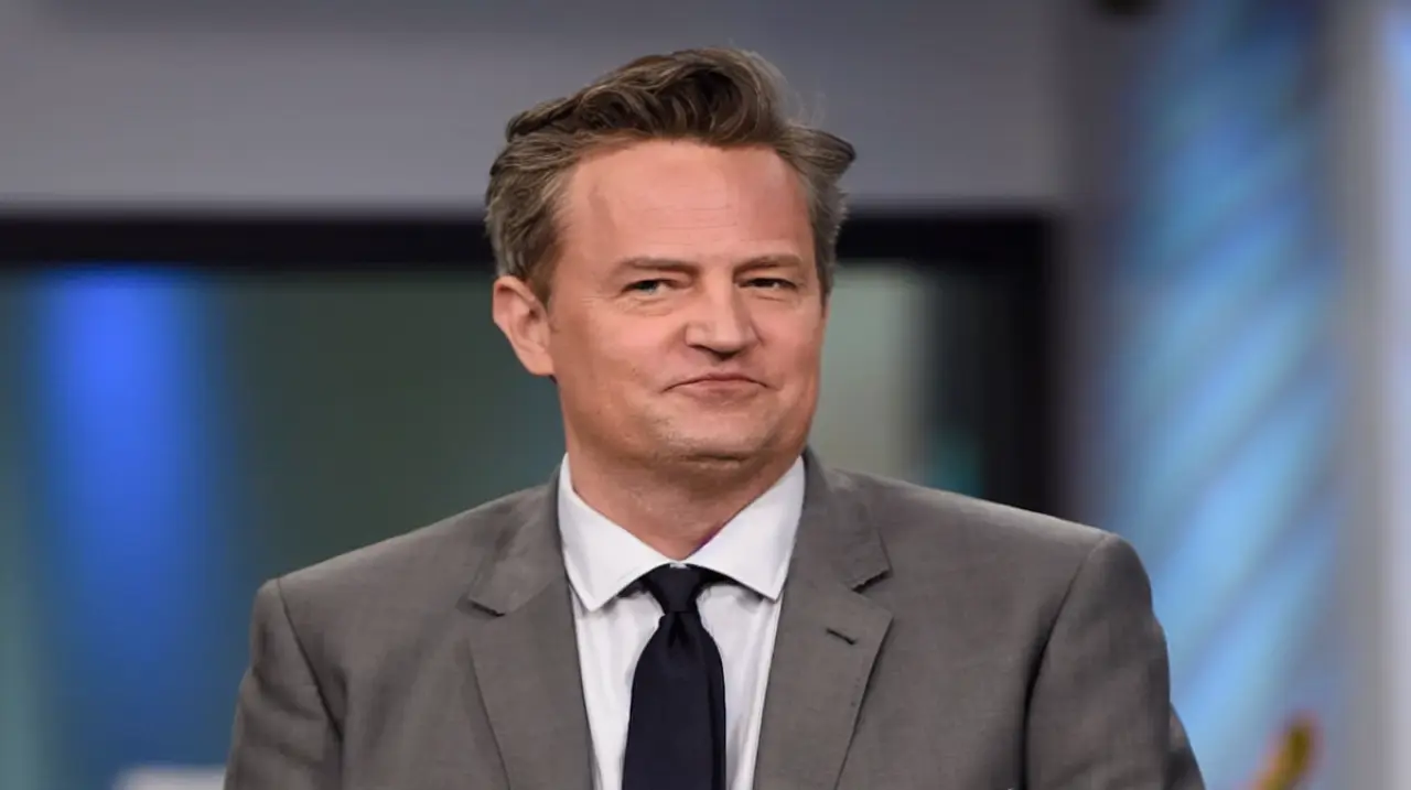 El documental sobre Matthew Perry expone su lucha contra las adicciones