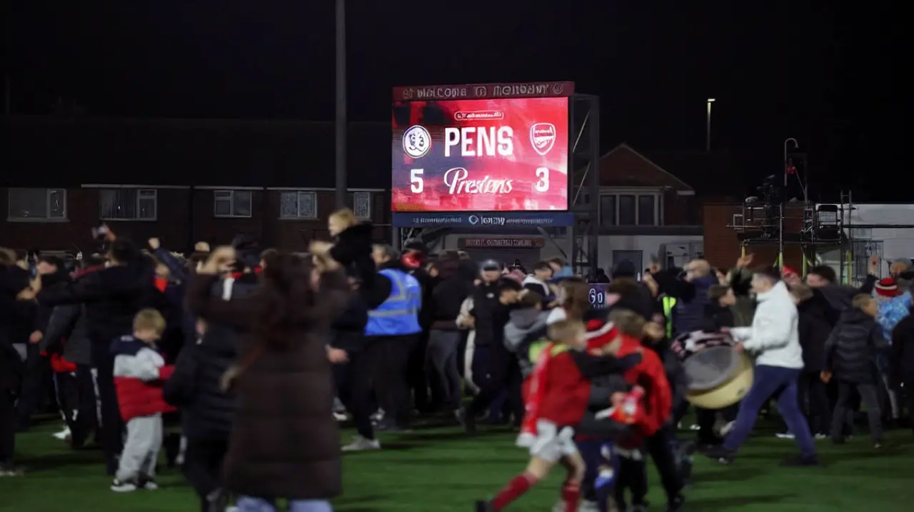 Fleetwood Town eliminó al campeón Arsenal y avanzó en la Carabao Cup