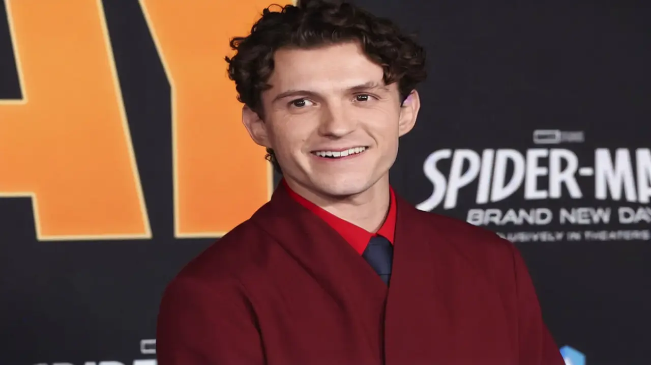 La rutina de 20 minutos que Tom Holland usa para entrenar fuerza y resistencia