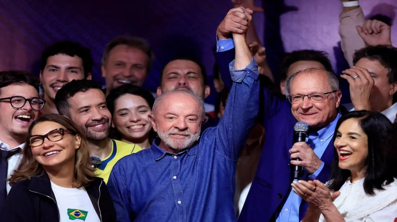 La remontada de Lula dejó dudas sobre la logística y el voto electrónico en Brasil