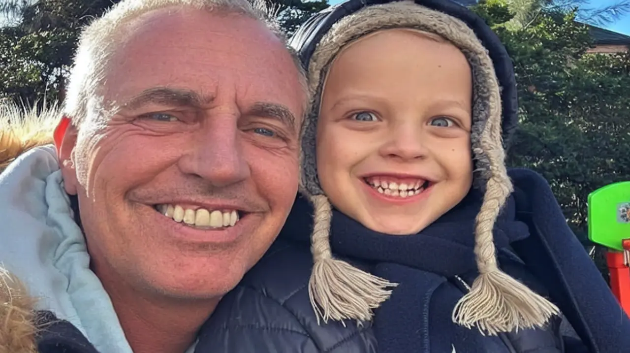 Mirko cumplió nueve años y recibió una sorpresa sobre ruedas