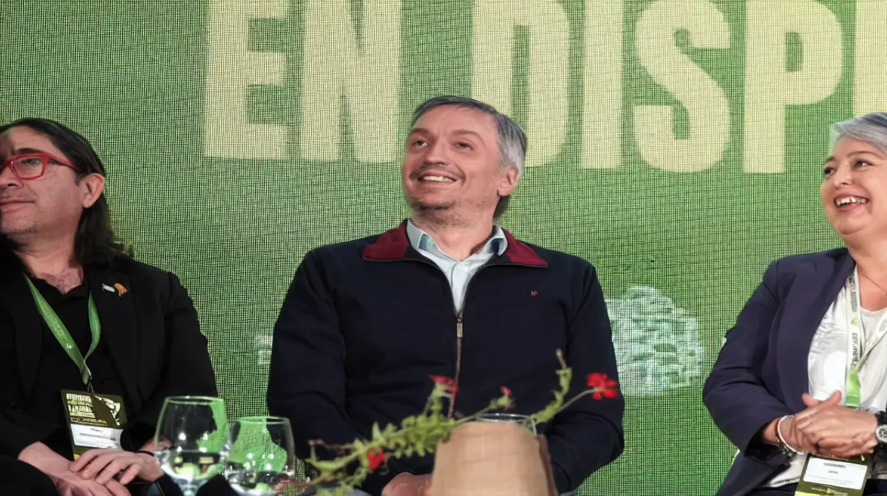 Máximo Kirchner defendió la auditoría del RIGI y cuestionó a los gobernadores aliados