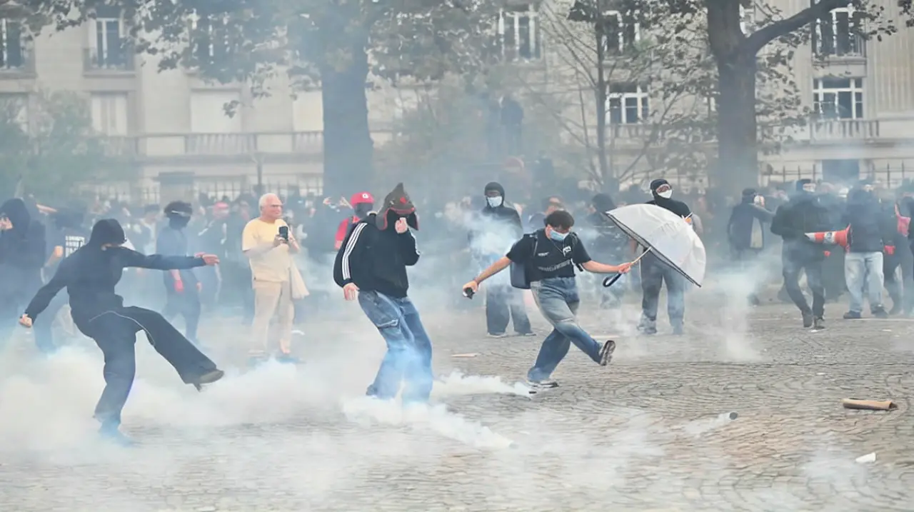 La revuelta juvenil en Europa enfrenta a las generaciones