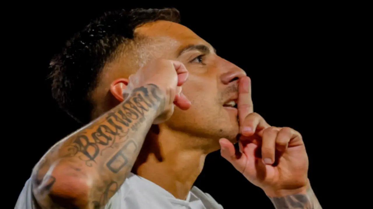 Javier Correa marcó cuatro goles y acercó a Colo Colo al título chileno