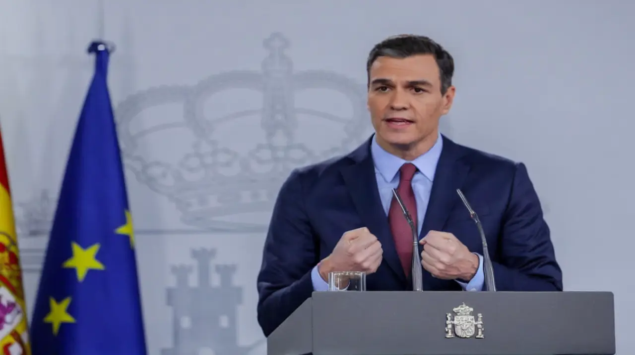 España intenta recuperar la confianza en su red de alta velocidad tras dos choques mortales